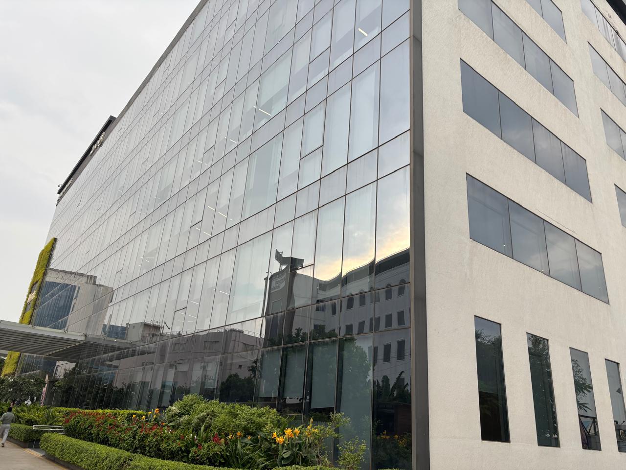 Traya Commercial Bangalore